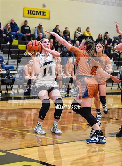Thumbnail 1 in Giddings vs Caldwell photogallery.