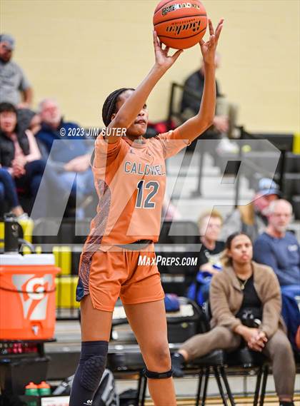 Thumbnail 1 in Giddings vs Caldwell photogallery.