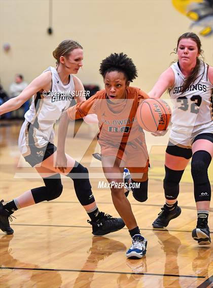 Thumbnail 1 in Giddings vs Caldwell photogallery.