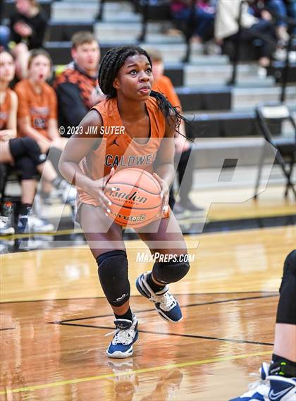 Thumbnail 1 in Giddings vs Caldwell photogallery.