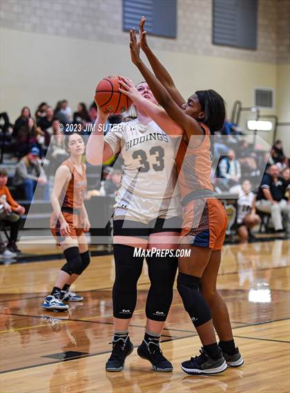 Thumbnail 1 in Giddings vs Caldwell photogallery.