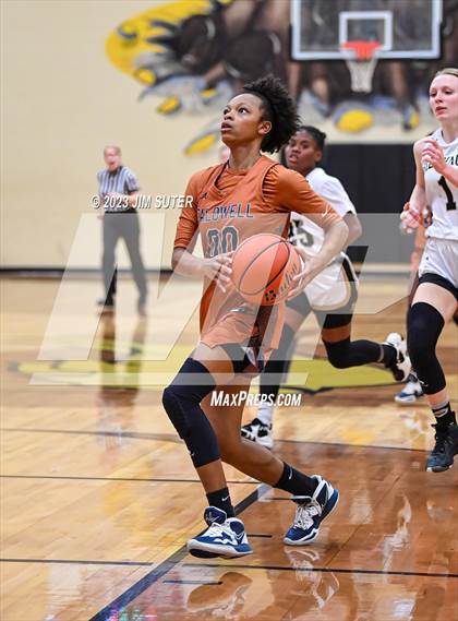Thumbnail 2 in Giddings vs Caldwell photogallery.