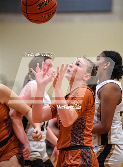 Thumbnail 1 in Giddings vs Caldwell photogallery.
