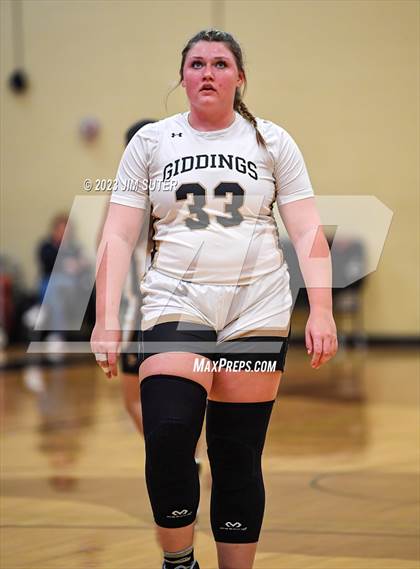 Thumbnail 3 in Giddings vs Caldwell photogallery.