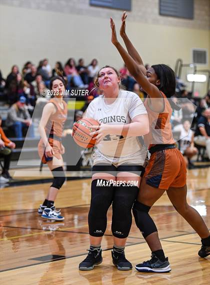 Thumbnail 3 in Giddings vs Caldwell photogallery.