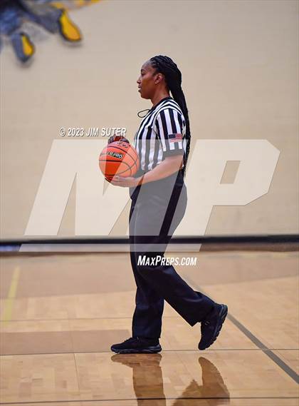 Thumbnail 1 in Giddings vs Caldwell photogallery.