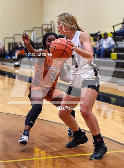 Thumbnail 1 in Giddings vs Caldwell photogallery.