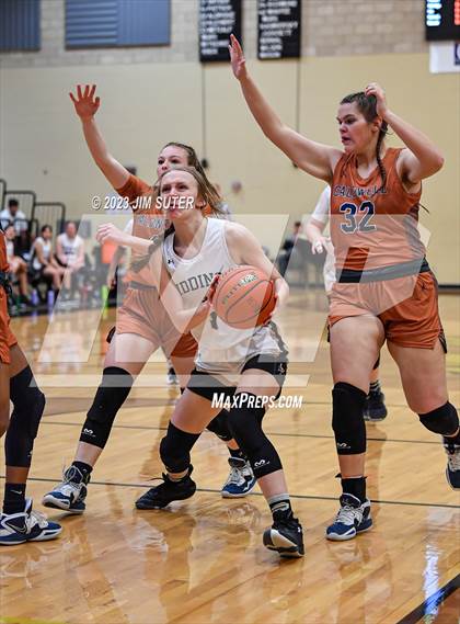 Thumbnail 2 in Giddings vs Caldwell photogallery.