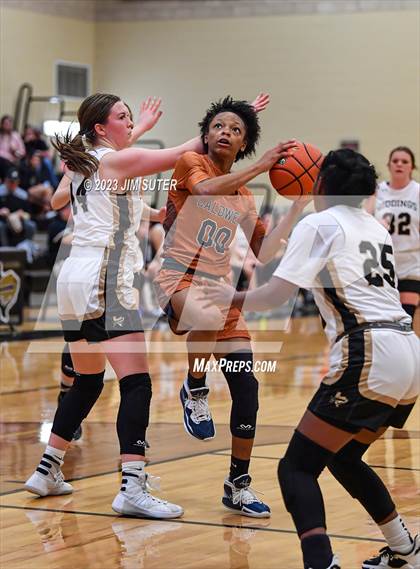 Thumbnail 3 in Giddings vs Caldwell photogallery.
