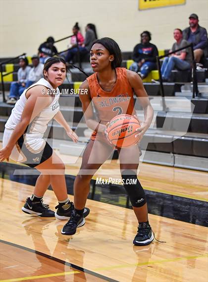 Thumbnail 2 in Giddings vs Caldwell photogallery.