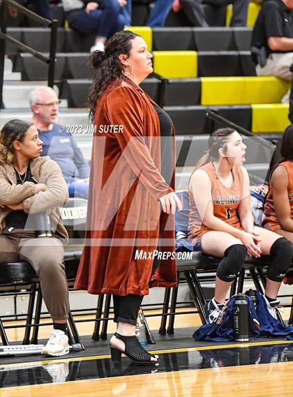 Thumbnail 2 in Giddings vs Caldwell photogallery.