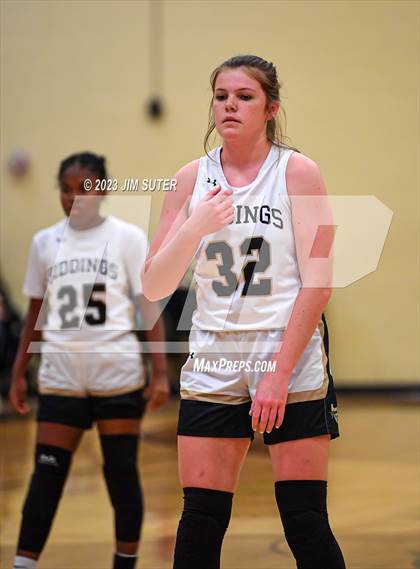 Thumbnail 3 in Giddings vs Caldwell photogallery.