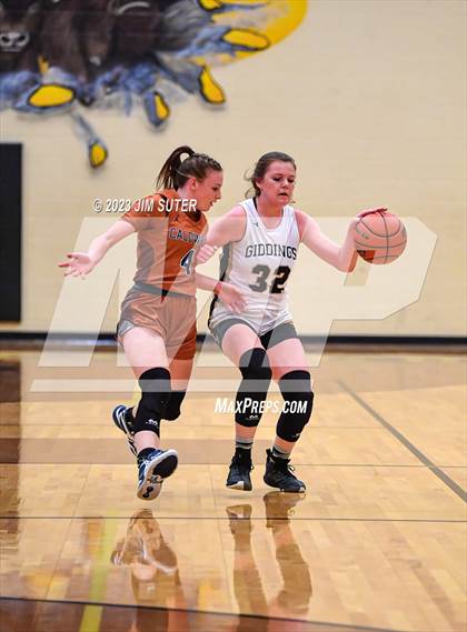 Thumbnail 3 in Giddings vs Caldwell photogallery.