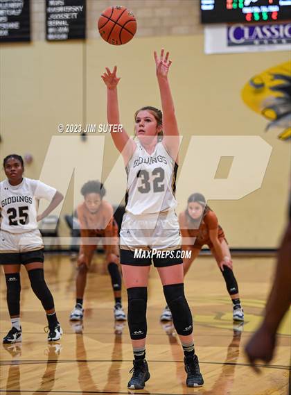 Thumbnail 2 in Giddings vs Caldwell photogallery.