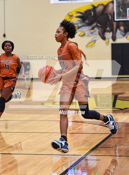 Thumbnail 3 in Giddings vs Caldwell photogallery.