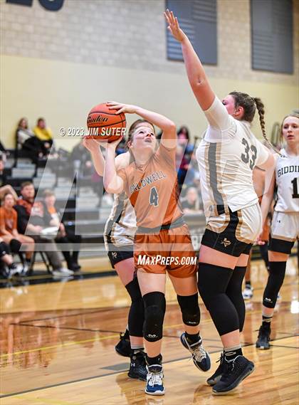 Thumbnail 2 in Giddings vs Caldwell photogallery.