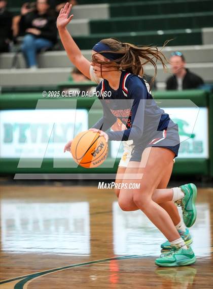 Thumbnail 3 in Heritage vs Thomas Jefferson (Kipling Winter Classic) photogallery.