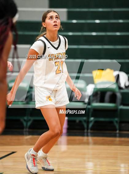 Thumbnail 3 in Heritage vs Thomas Jefferson (Kipling Winter Classic) photogallery.