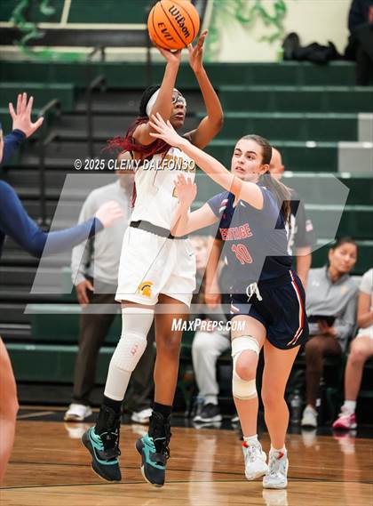 Thumbnail 1 in Heritage vs Thomas Jefferson (Kipling Winter Classic) photogallery.