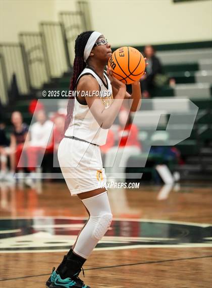 Thumbnail 2 in Heritage vs Thomas Jefferson (Kipling Winter Classic) photogallery.