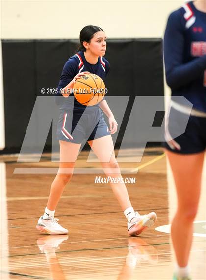 Thumbnail 1 in Heritage vs Thomas Jefferson (Kipling Winter Classic) photogallery.