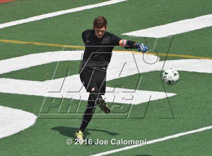 Thumbnail 3 in Lee [Robert E.] vs Reagan [Ronald] (Comalander Stadium) photogallery.