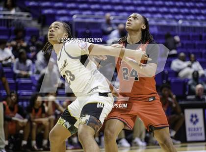 Thumbnail 2 in Cypress Springs vs. Fort Bend Marshall (Houston Methodist Cy-Hoops Invitational) photogallery.