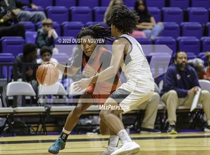 Thumbnail 3 in Cypress Springs vs. Fort Bend Marshall (Houston Methodist Cy-Hoops Invitational) photogallery.