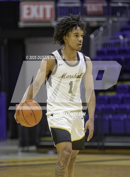 Thumbnail 2 in Cypress Springs vs. Fort Bend Marshall (Houston Methodist Cy-Hoops Invitational) photogallery.