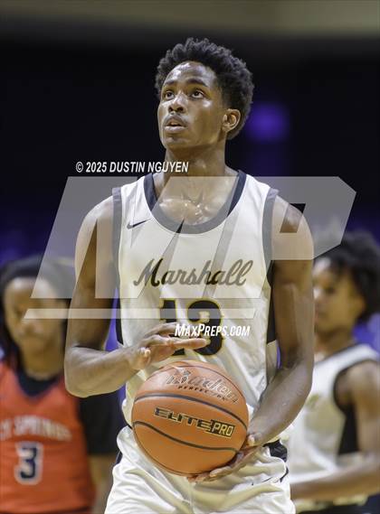 Thumbnail 3 in Cypress Springs vs. Fort Bend Marshall (Houston Methodist Cy-Hoops Invitational) photogallery.