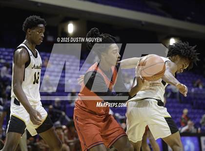 Thumbnail 3 in Cypress Springs vs. Fort Bend Marshall (Houston Methodist Cy-Hoops Invitational) photogallery.