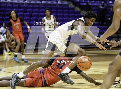 Thumbnail 3 in Cypress Springs vs. Fort Bend Marshall (Houston Methodist Cy-Hoops Invitational) photogallery.