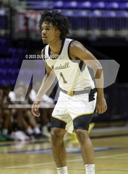 Thumbnail 2 in Cypress Springs vs. Fort Bend Marshall (Houston Methodist Cy-Hoops Invitational) photogallery.