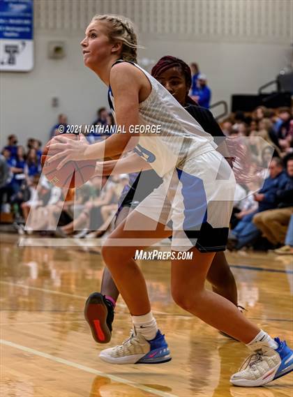 Thumbnail 2 in Omaha Central @ Papillion-LaVista South photogallery.