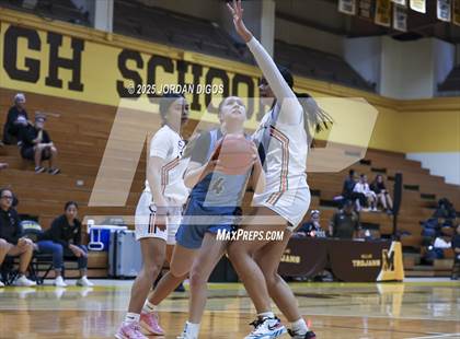 Thumbnail 1 in Campbell vs. Kailua photogallery.