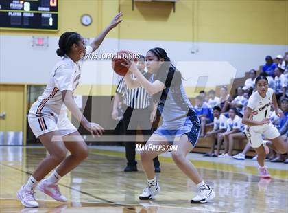 Thumbnail 2 in Campbell vs. Kailua photogallery.