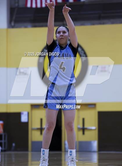 Thumbnail 2 in Campbell vs. Kailua photogallery.