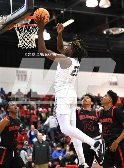 Thumbnail 2 in Las Vegas vs. Spring Valley (NIAA State 4A Semi-Final) photogallery.