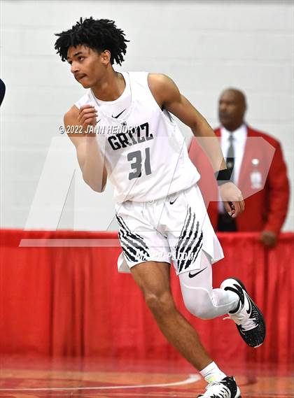 Thumbnail 3 in Las Vegas vs. Spring Valley (NIAA State 4A Semi-Final) photogallery.