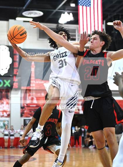 Thumbnail 2 in Las Vegas vs. Spring Valley (NIAA State 4A Semi-Final) photogallery.