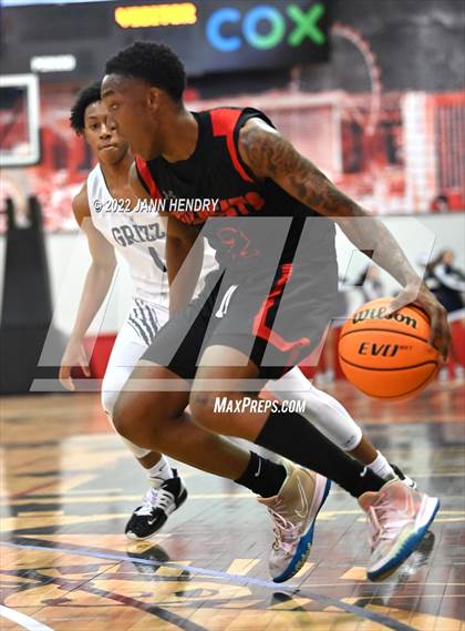Thumbnail 3 in Las Vegas vs. Spring Valley (NIAA State 4A Semi-Final) photogallery.