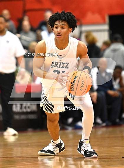 Thumbnail 3 in Las Vegas vs. Spring Valley (NIAA State 4A Semi-Final) photogallery.