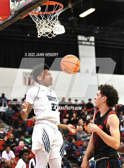 Thumbnail 3 in Las Vegas vs. Spring Valley (NIAA State 4A Semi-Final) photogallery.