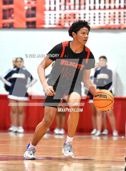 Thumbnail 2 in Las Vegas vs. Spring Valley (NIAA State 4A Semi-Final) photogallery.