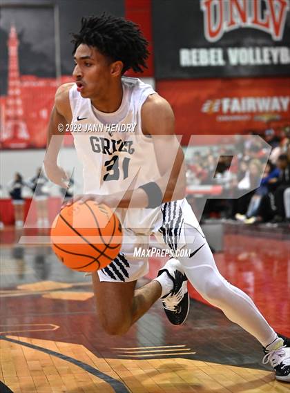 Thumbnail 3 in Las Vegas vs. Spring Valley (NIAA State 4A Semi-Final) photogallery.