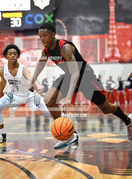 Thumbnail 2 in Las Vegas vs. Spring Valley (NIAA State 4A Semi-Final) photogallery.