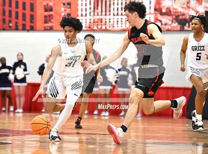 Thumbnail 3 in Las Vegas vs. Spring Valley (NIAA State 4A Semi-Final) photogallery.