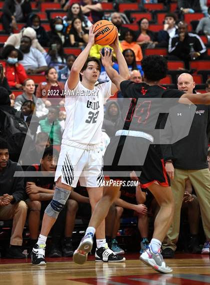 Thumbnail 1 in Las Vegas vs. Spring Valley (NIAA State 4A Semi-Final) photogallery.