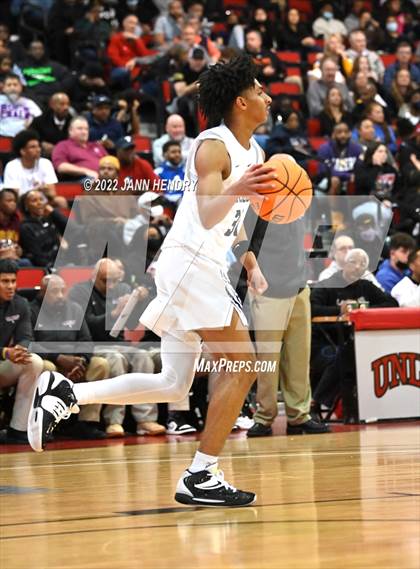 Thumbnail 3 in Las Vegas vs. Spring Valley (NIAA State 4A Semi-Final) photogallery.