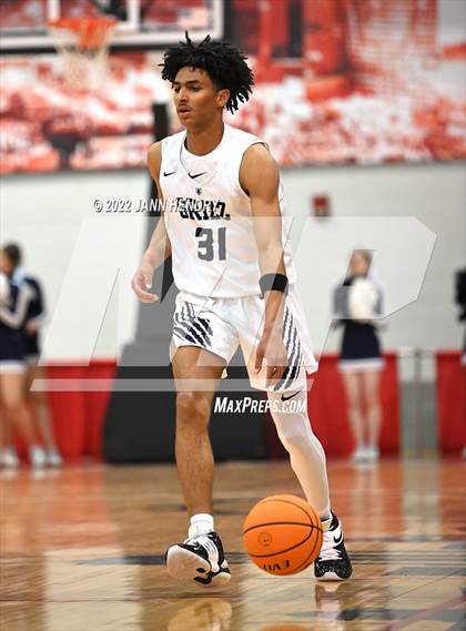 Thumbnail 3 in Las Vegas vs. Spring Valley (NIAA State 4A Semi-Final) photogallery.